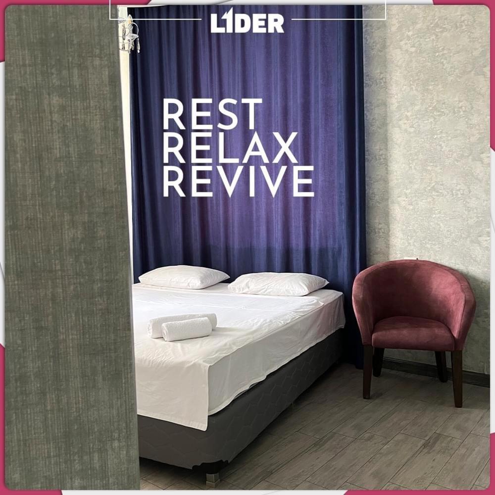Hotel Lider Complex Vayk Bagian luar foto