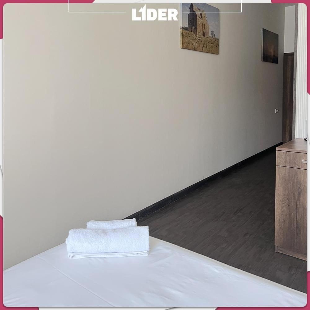 Hotel Lider Complex Vayk Bagian luar foto