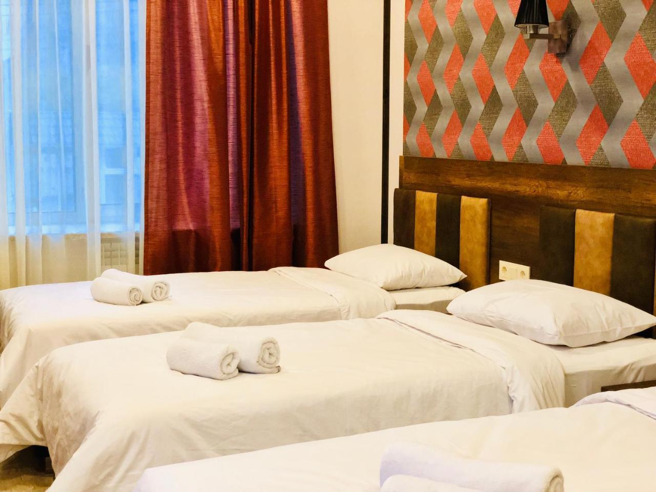 Hotel Lider Complex Vayk Bagian luar foto