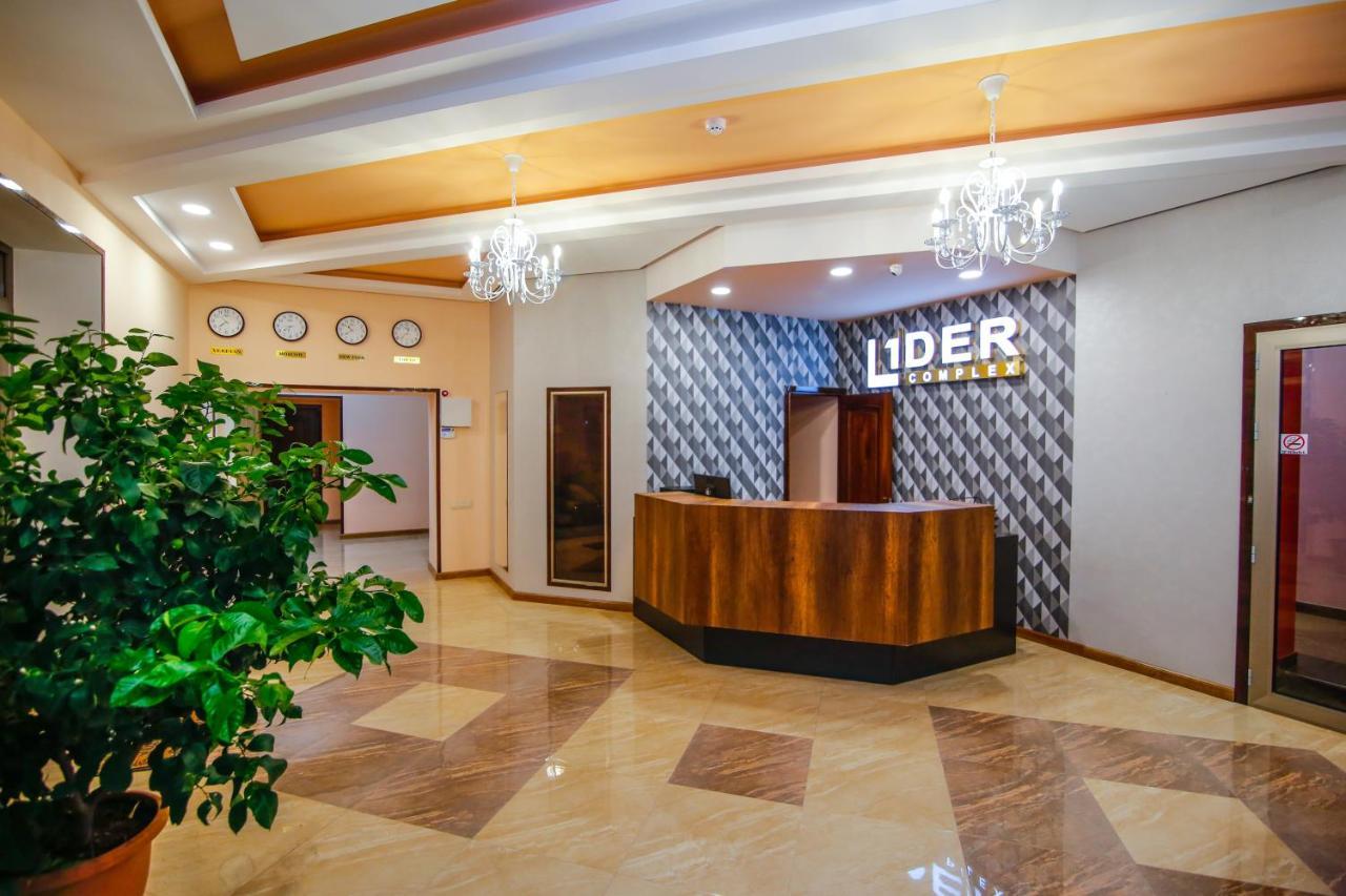 Hotel Lider Complex Vayk Bagian luar foto