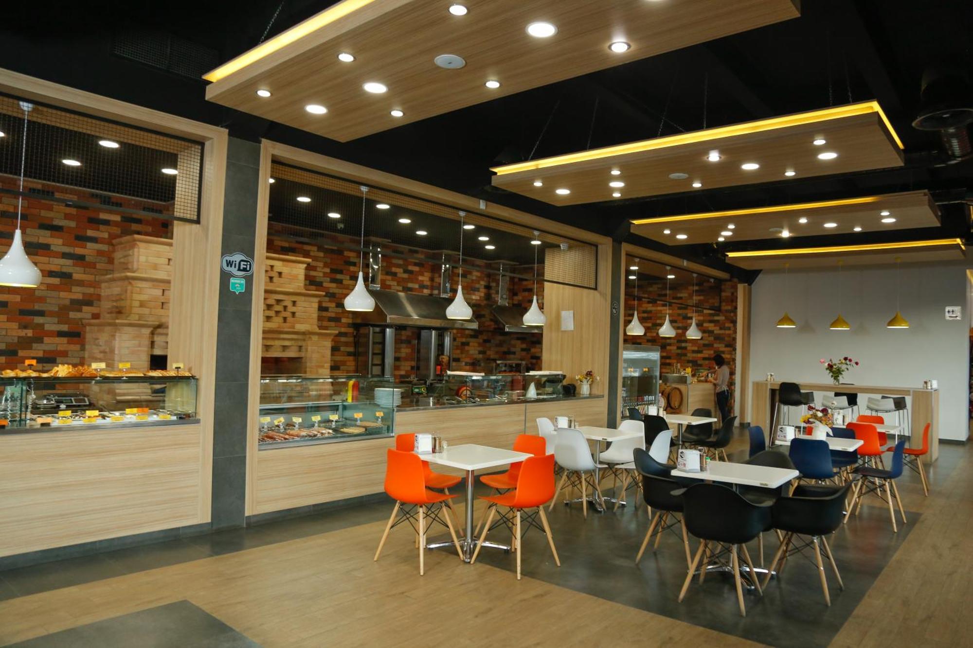 Hotel Lider Complex Vayk Bagian luar foto