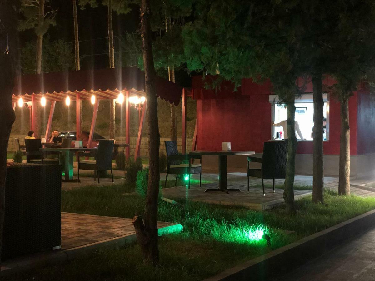 Hotel Lider Complex Vayk Bagian luar foto